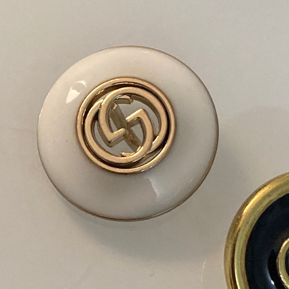 2 Vintage Gucci Buttons - Picture 4 of 6